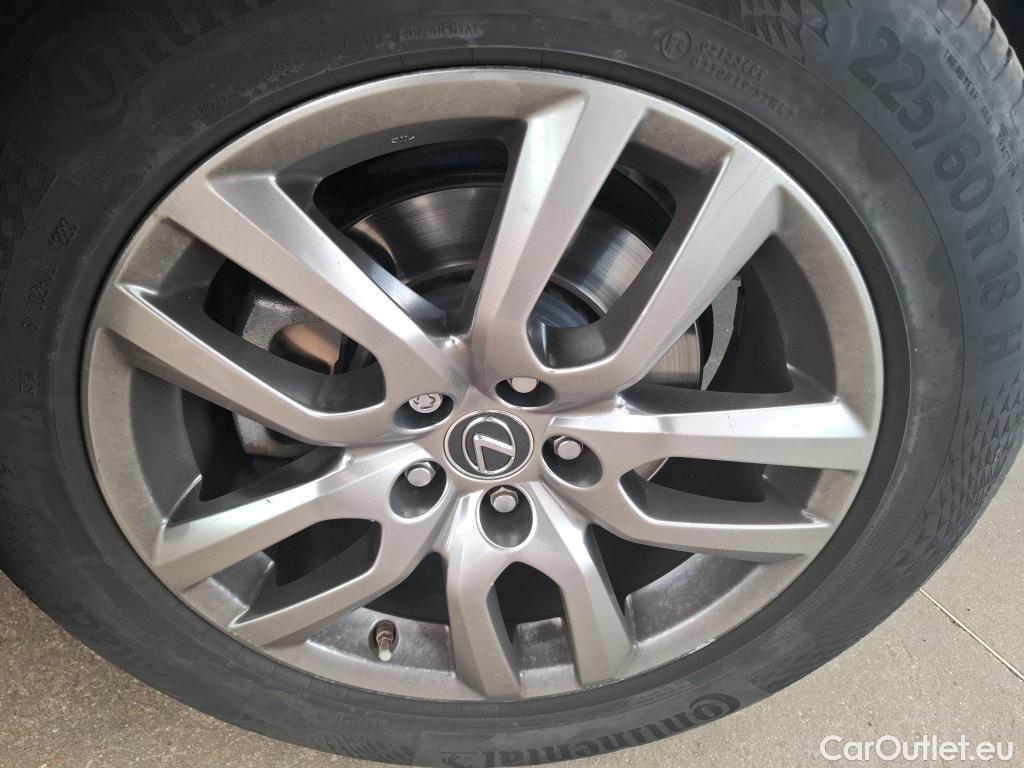  Lexus  NX LEXUS  / 2017 / 5P / SUV 2.5 300H Luxe 4WD AUTO #14