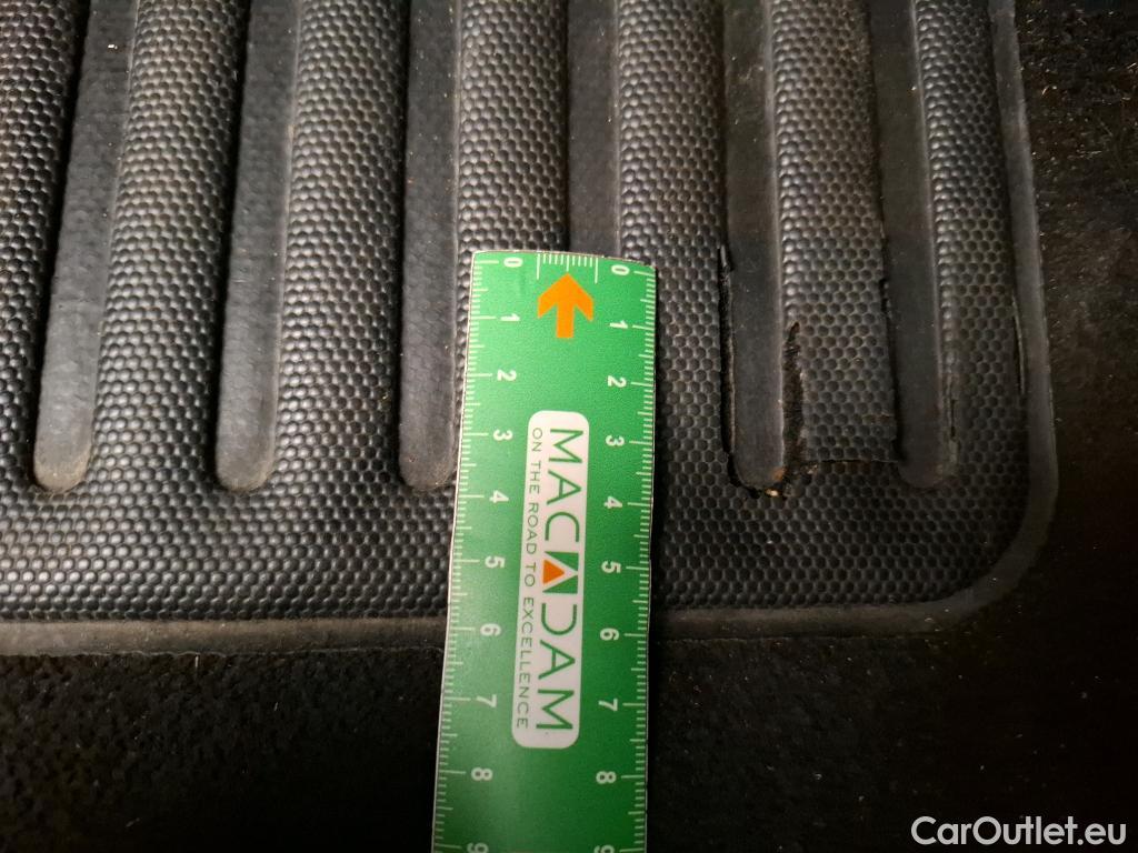  Citroen  C4 Cactus  Feel Nav Société 1.5 BlueHDi 100CV BVM6 E6d #15