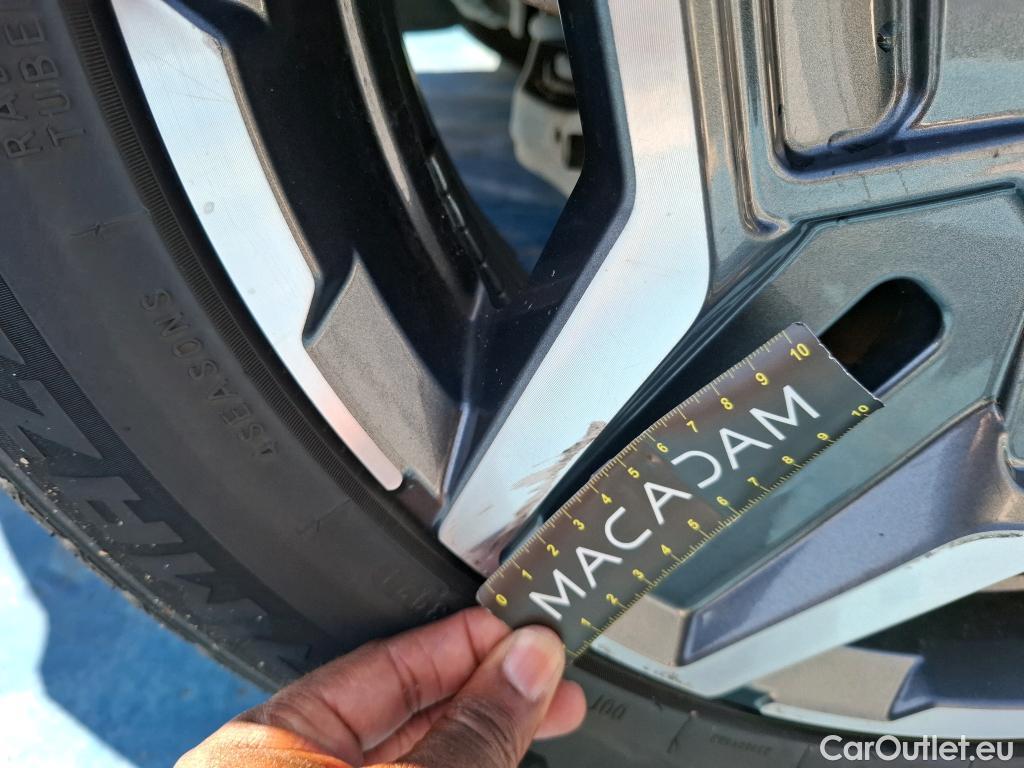  Hyundai  Santa Fe HYUNDAI  / 2020 / 5P / SUV 1.6 T-GDI 265 PHEV HTRAC EXECUTIVE AUTO #71