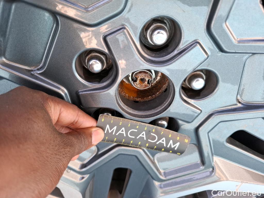  Hyundai  Santa Fe HYUNDAI  / 2020 / 5P / SUV 1.6 T-GDI 265 PHEV HTRAC EXECUTIVE AUTO #124