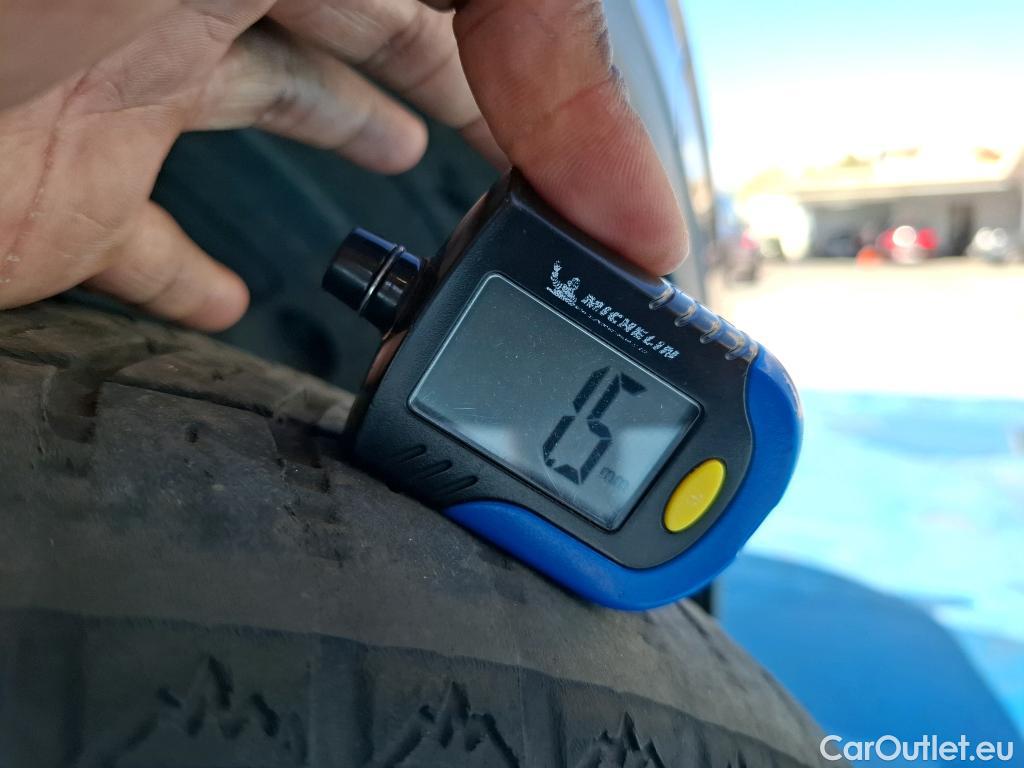  Hyundai  Santa Fe HYUNDAI  / 2020 / 5P / SUV 1.6 T-GDI 265 PHEV HTRAC EXECUTIVE AUTO #45