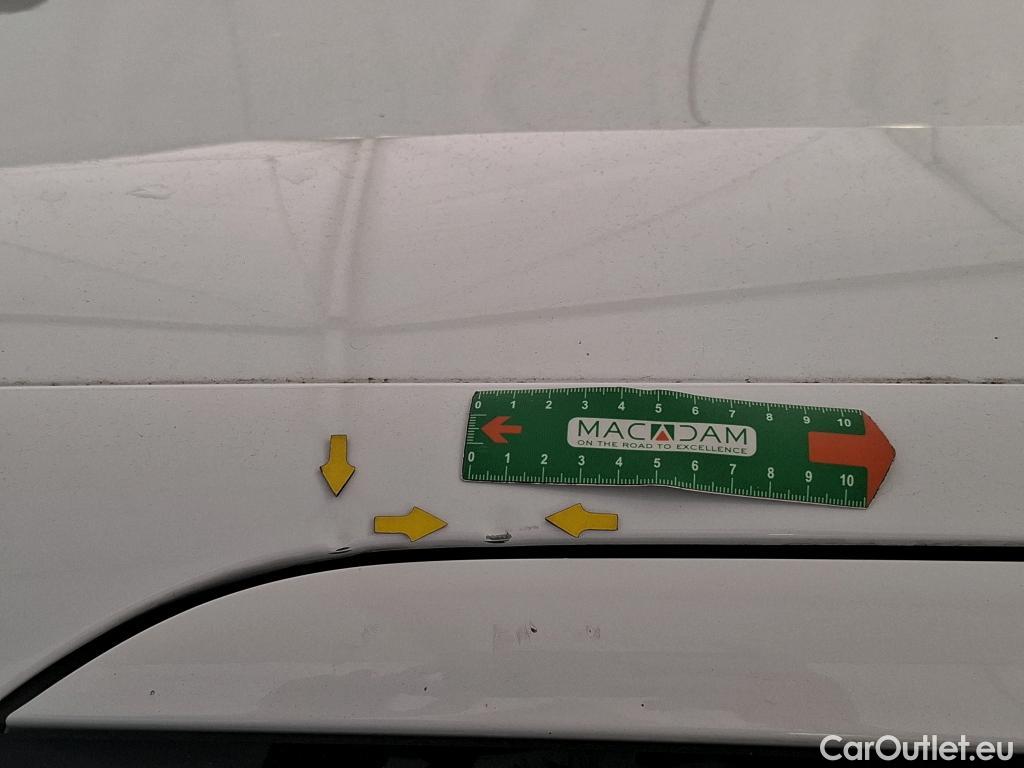  Citroen  C4 Cactus  Feel Nav Société 1.5 BlueHDi 100CV BVM6 E6d #19