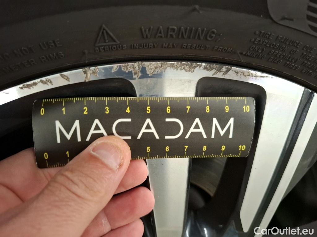  Peugeot  208  Allure Pack 1.2 PureTech 100CV BVA8 E6d #3