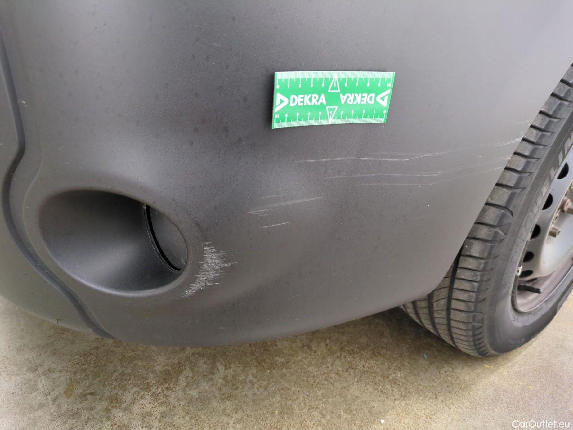  Renault  Kangoo  II Express Maxi Extra (Série Spéciale) 1.5 dCi 95CV BVM6 E6dT #31