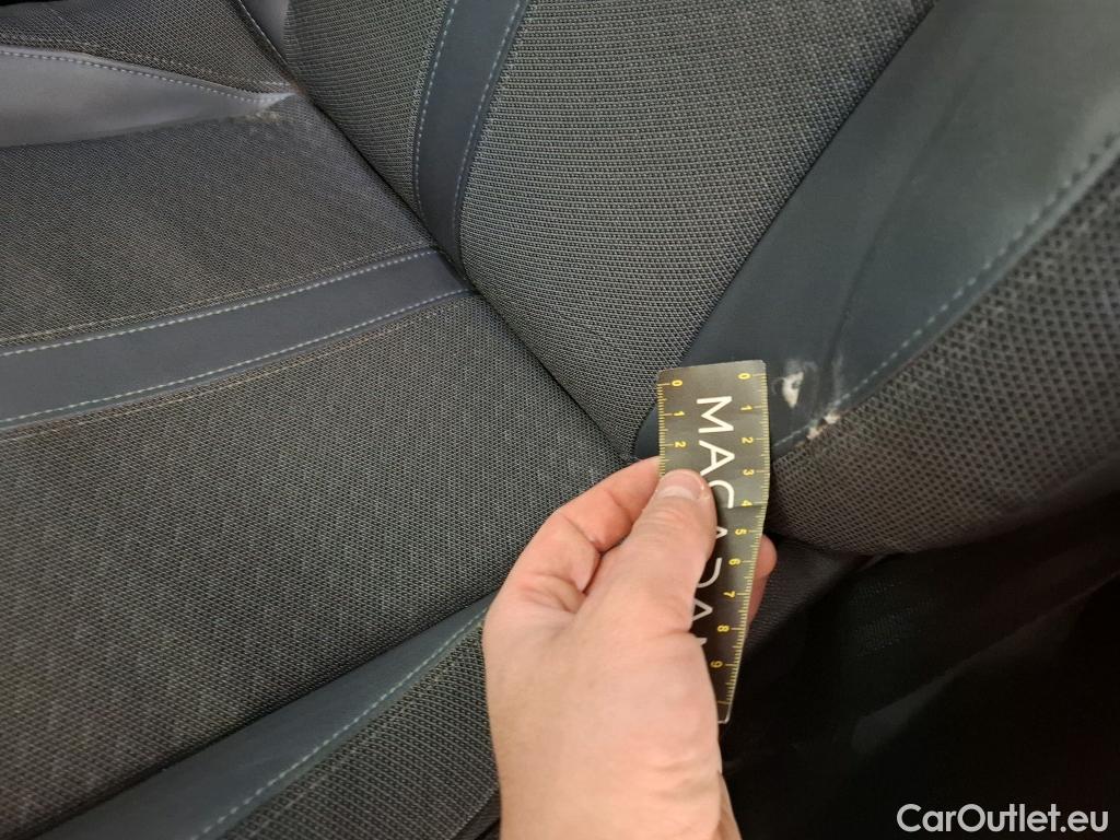  Peugeot  2008  Allure Business 1.2 PureTech 130CV BVA8 E6d #4