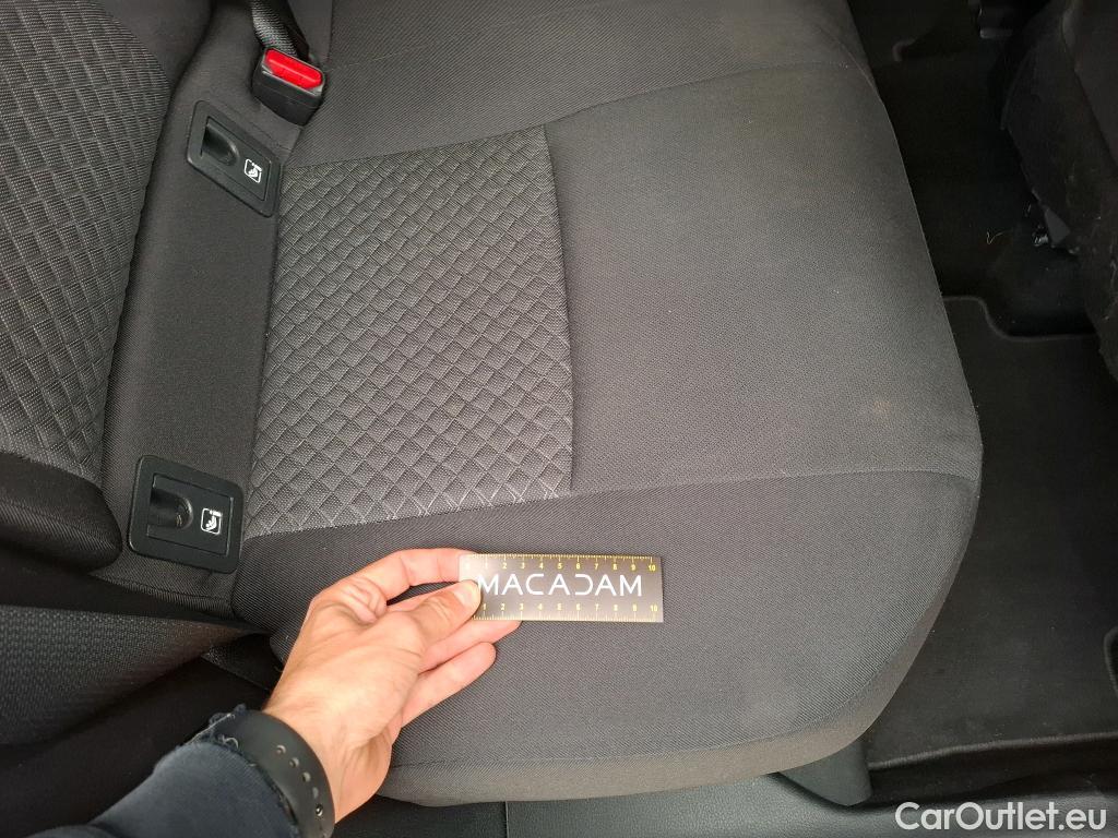  Toyota  C-HR TOYOTA  / 2016 / 5P / SUV 1.8 HYBRIDE 122 EDITION(SP) #42