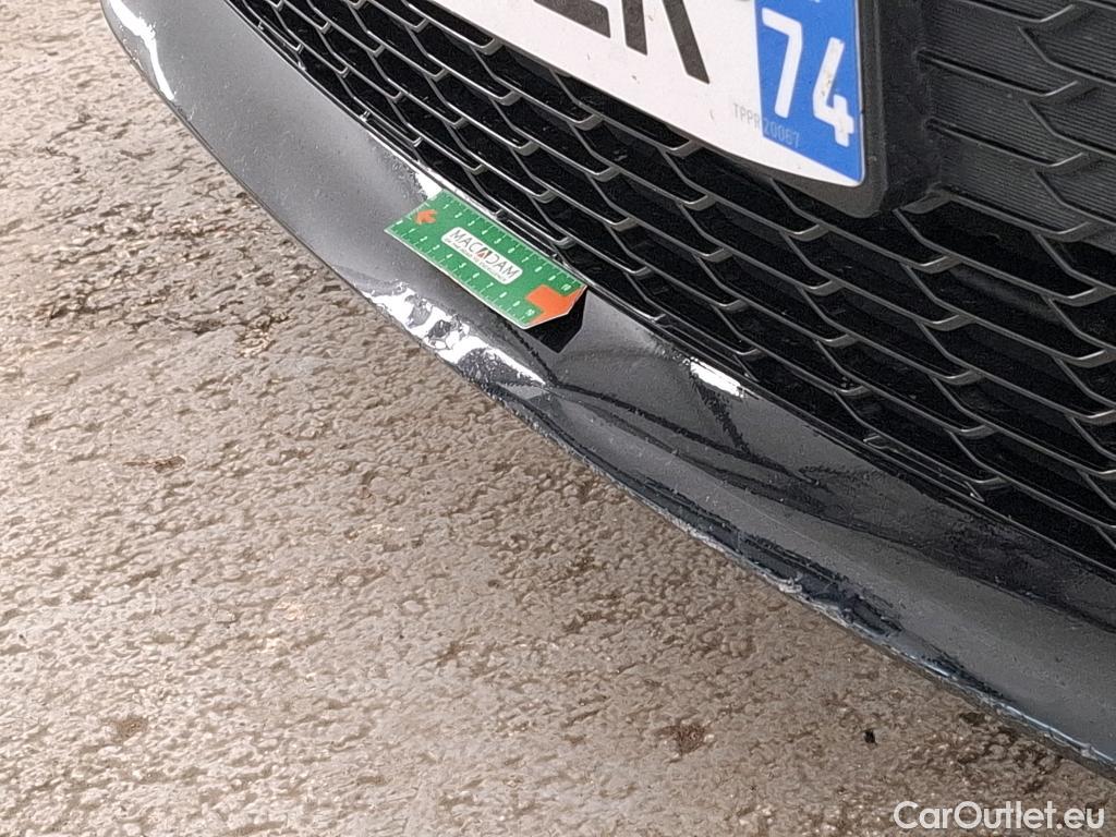  Toyota  Corolla TOYOTA  Touring Sports / 2018 / 5P / Break Hybride 122h Dynamic Business Beyond Zer #2