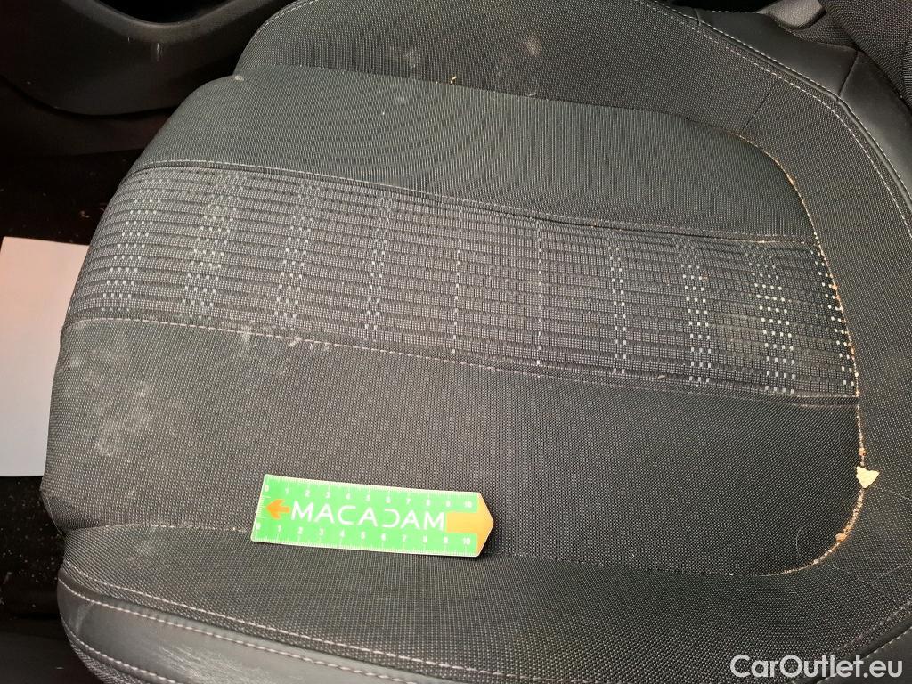  Peugeot  308 PEUGEOT  / 2017 / 5P / Berline BlueHDi 130 EAT6 S&S ALLURE BUSINESS #41