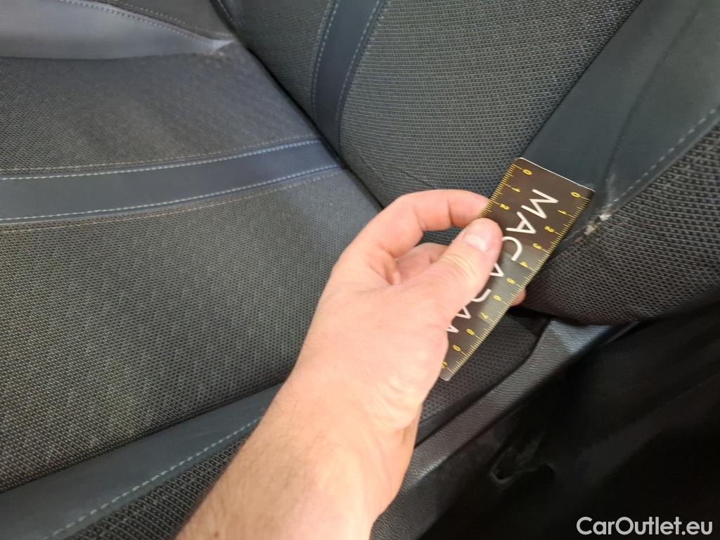  Peugeot  2008  Allure Business 1.2 PureTech 130CV BVA8 E6d #5