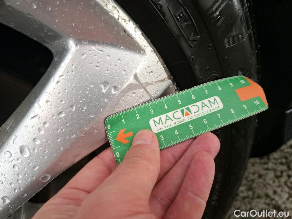  Mercedes  C-Klasse MERCEDES-BENZ Classe C Break 5p Break C 200 Business Line #8