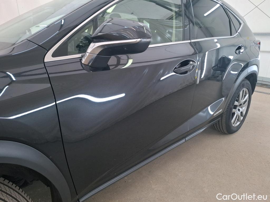  Lexus  NX LEXUS  / 2017 / 5P / SUV 2.5 300H Luxe 4WD AUTO #25