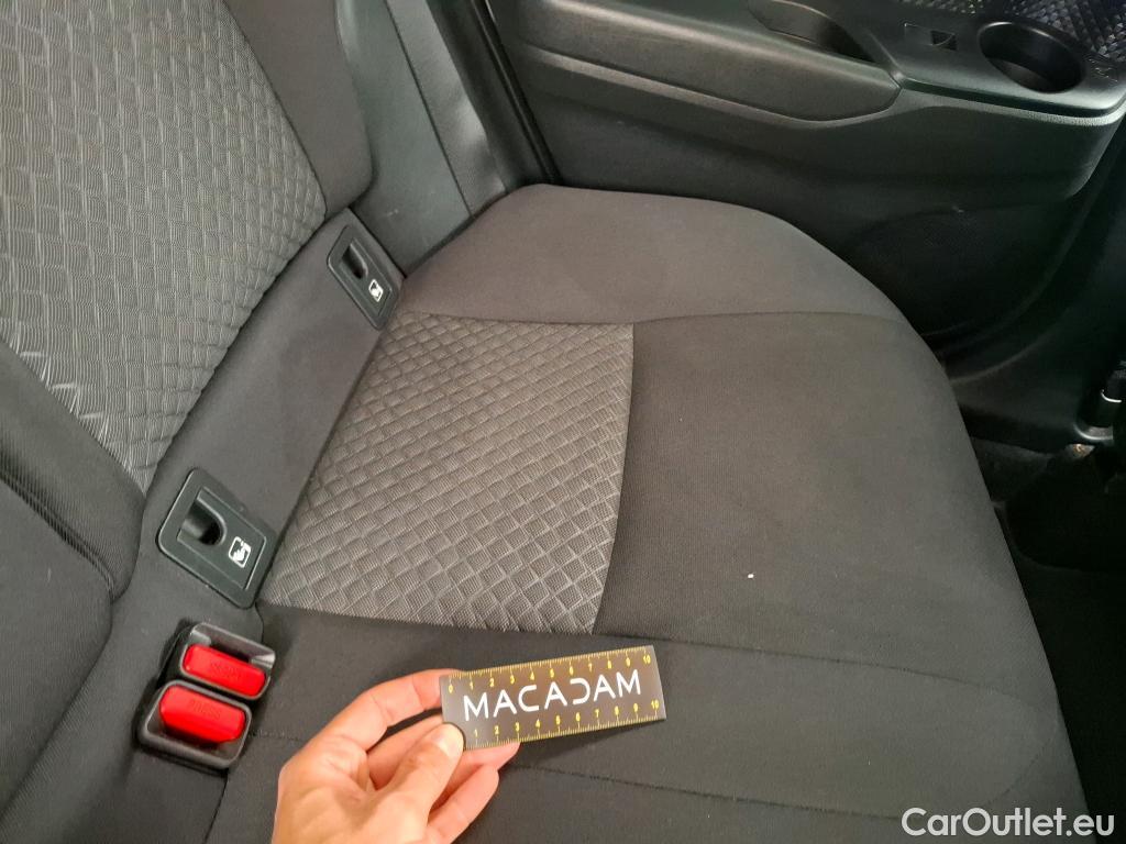  Toyota  C-HR TOYOTA  / 2016 / 5P / SUV 1.8 HYBRIDE 122 EDITION(SP) #44