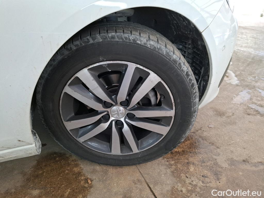  Peugeot  308 PEUGEOT  / 2017 / 5P / Berline BlueHDi 130 EAT6 S&S ALLURE BUSINESS #46