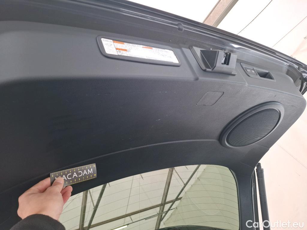  Lexus  NX LEXUS  / 2017 / 5P / SUV 2.5 300H Luxe 4WD AUTO #18