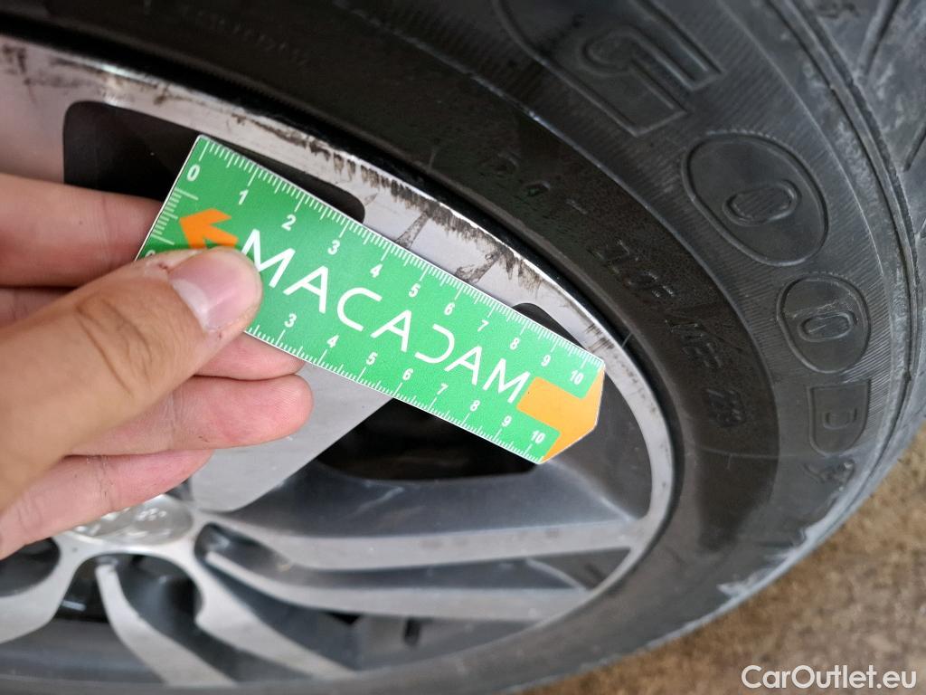  Peugeot  308 PEUGEOT  / 2017 / 5P / Berline BlueHDi 130 EAT6 S&S ALLURE BUSINESS #44