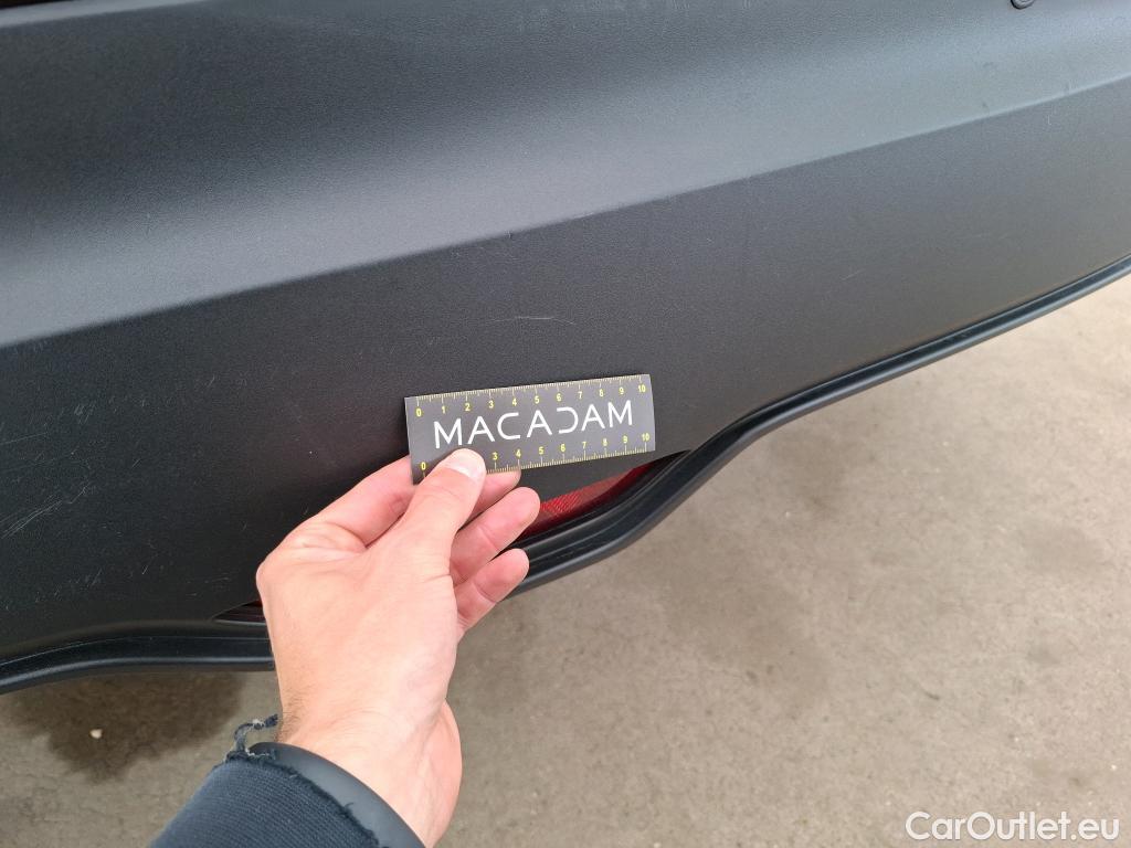  Toyota  C-HR TOYOTA  / 2016 / 5P / SUV 1.8 HYBRIDE 122 EDITION(SP) #71