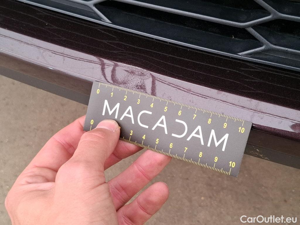  Toyota  C-HR TOYOTA  / 2016 / 5P / SUV 1.8 HYBRIDE 122 EDITION(SP) #3