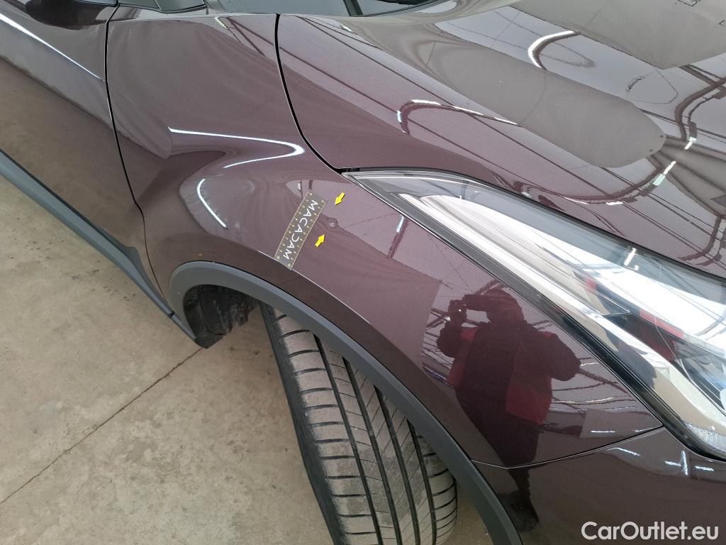  Toyota  C-HR TOYOTA  / 2016 / 5P / SUV 1.8 HYBRIDE 122 EDITION(SP) #34