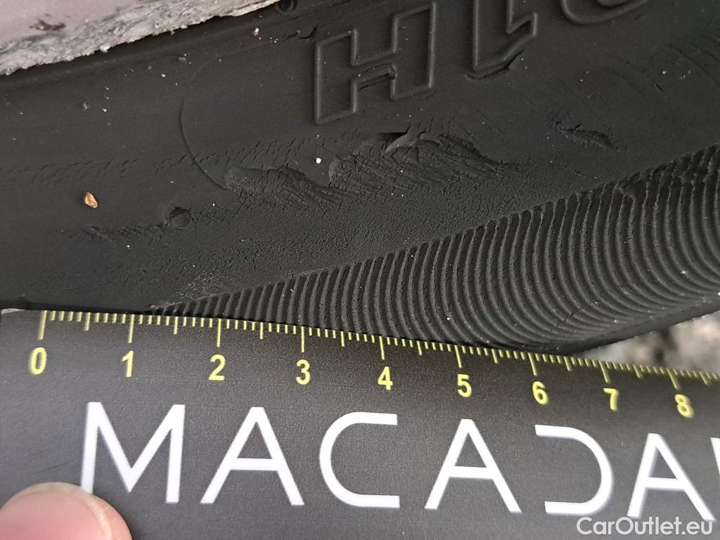  Renault  Megane  IV Berline 5 ptes. Business 1.0 TCe 115CV BVM6 E6d #14