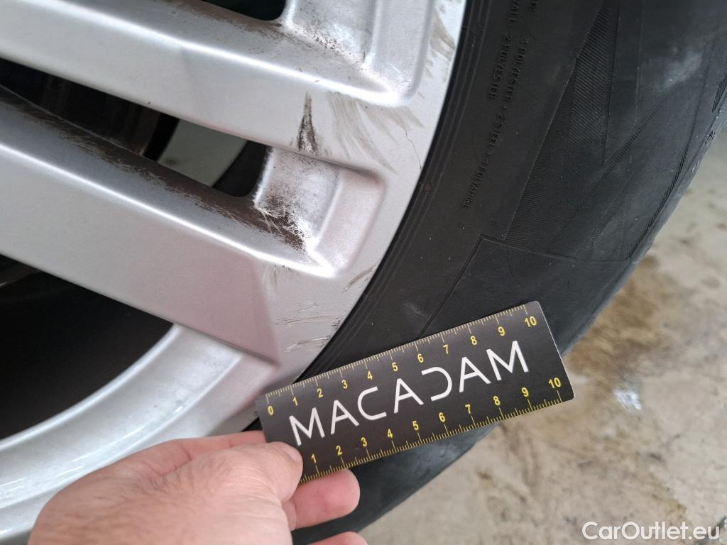  Audi  Q3 AUDI  / 2018 / 5P / SUV 35 TFSI 150 MHEV S TRONIC BUSINESS LINE #12