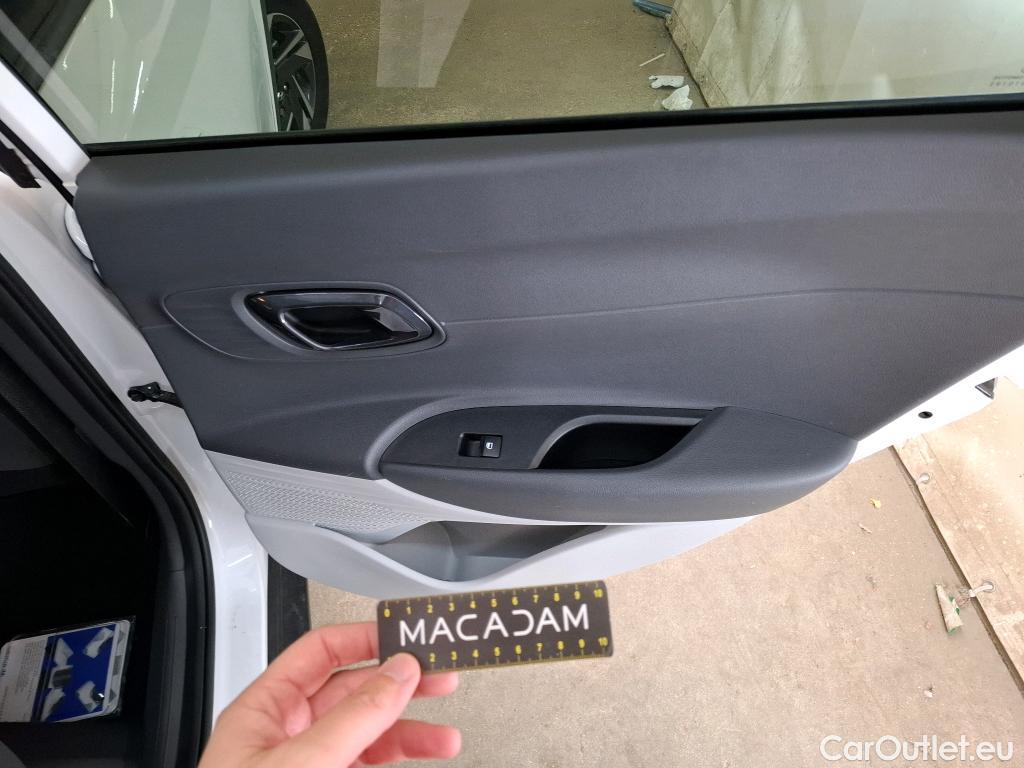  Hyundai  Bayon HYUNDAI  / 2021 / 5P / SUV 1.0 T-GDI 100 HYBRID 48V INTUITIVE #8