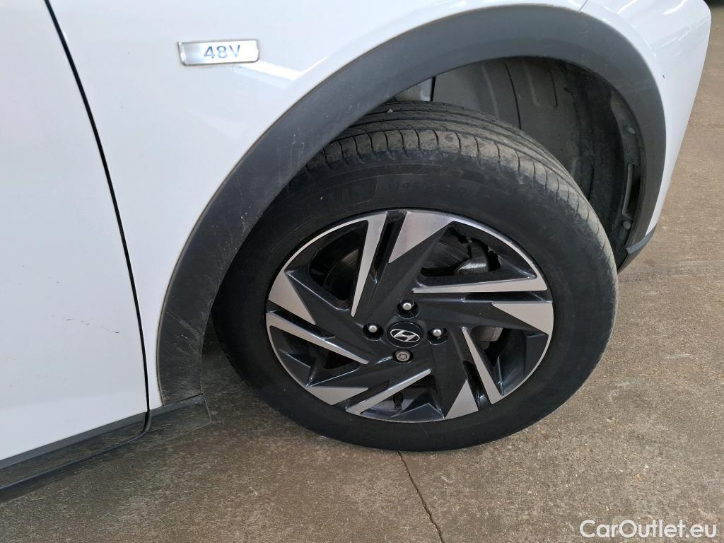  Hyundai  Bayon HYUNDAI  / 2021 / 5P / SUV 1.0 T-GDI 100 HYBRID 48V INTUITIVE #3