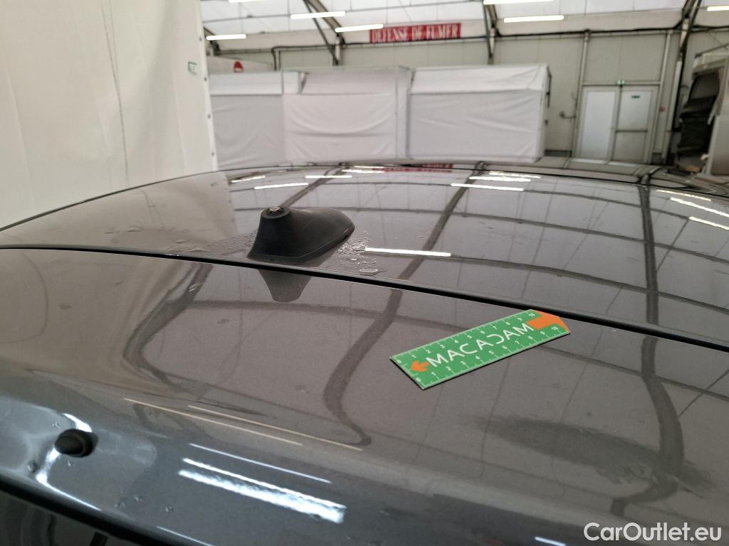  Fiat  500 FIAT   2015  3P  Berline Hybrid 10 BSG 70 ch Dolcevita #17