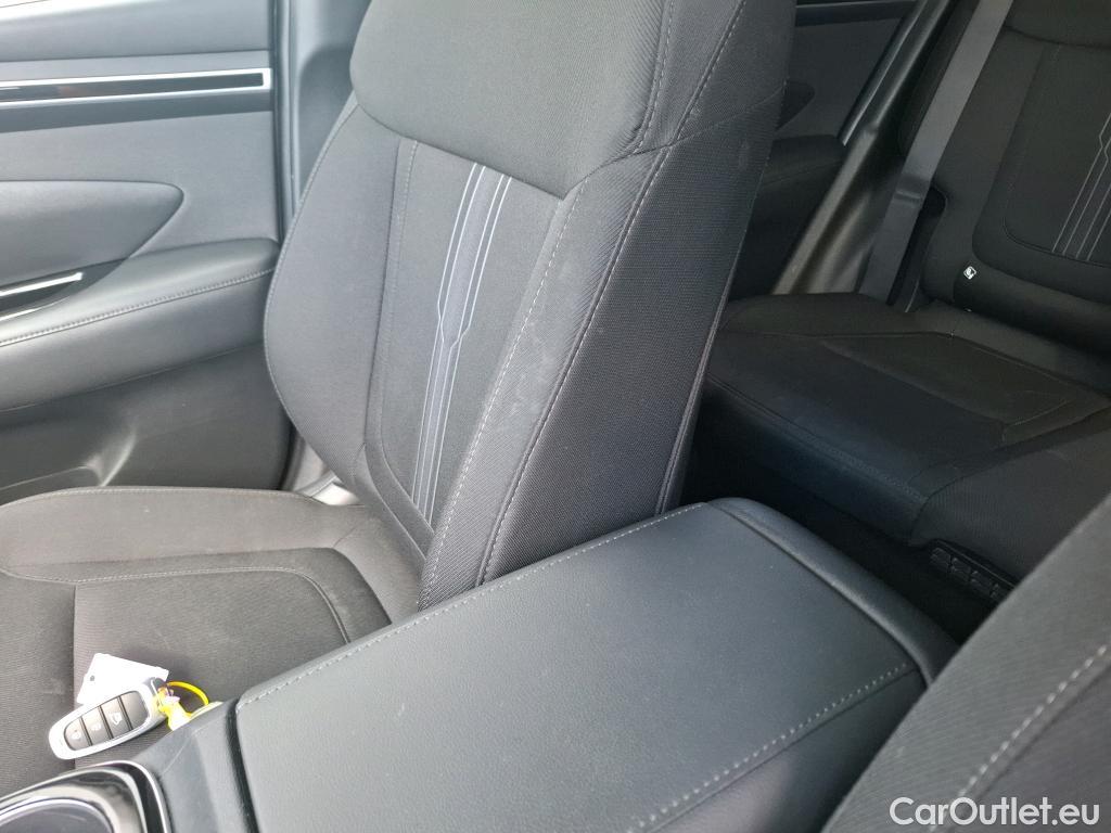  Hyundai  Tucson HYUNDAI  / 2020 / 5P / SUV 1.6 HYBRID 230 CREATIVE #15