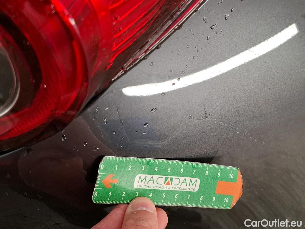  Mazda  CX-30 MAZDA  / 2019 / 5P / Crossover 2.0L Skyactiv-X M Hybrid Exclusive BVA6 #4