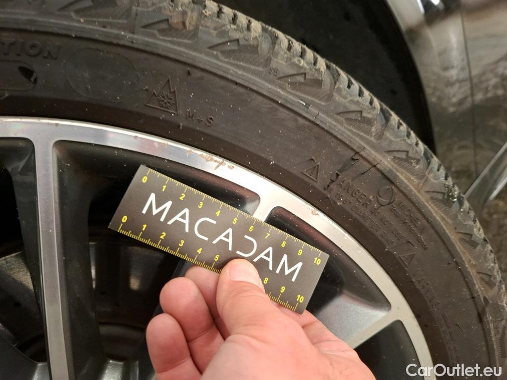  Mercedes  A-Klasse MERCEDES-BENZ Classe A Compact / 2018 / 5P / Berline A 250 e AMG Line 8G-DCT #32