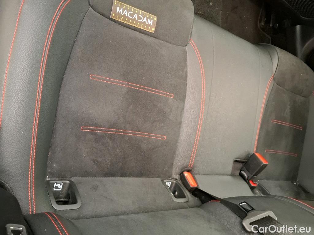  Mercedes  A-Klasse MERCEDES-BENZ Classe A Compact / 2018 / 5P / Berline A 250 e AMG Line 8G-DCT #47