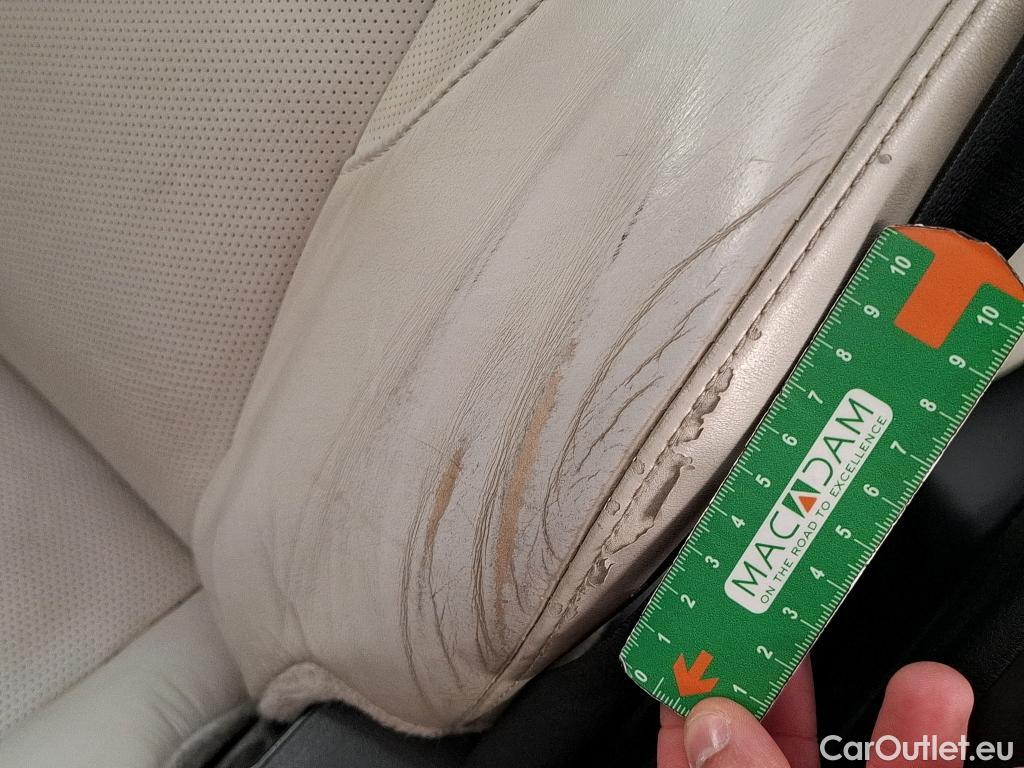  Mazda  CX-30 MAZDA  / 2019 / 5P / Crossover 2.0L Skyactiv-X M Hybrid Exclusive BVA6 #10