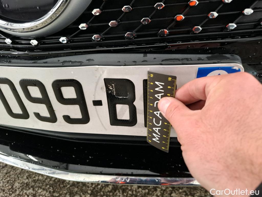  Mercedes  A-Klasse MERCEDES-BENZ Classe A Compact / 2018 / 5P / Berline A 250 e AMG Line 8G-DCT #49