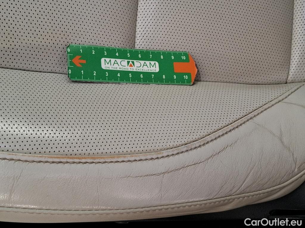  Mazda  CX-30 MAZDA  / 2019 / 5P / Crossover 2.0L Skyactiv-X M Hybrid Exclusive BVA6 #25