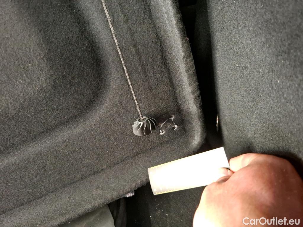  Mercedes  A-Klasse MERCEDES-BENZ Classe A Compact / 2018 / 5P / Berline A 250 e AMG Line 8G-DCT #15