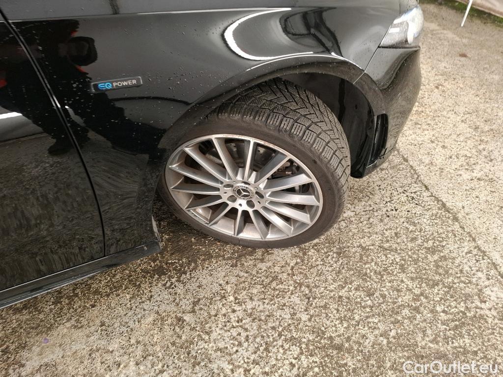  Mercedes  A-Klasse MERCEDES-BENZ Classe A Compact / 2018 / 5P / Berline A 250 e AMG Line 8G-DCT #27