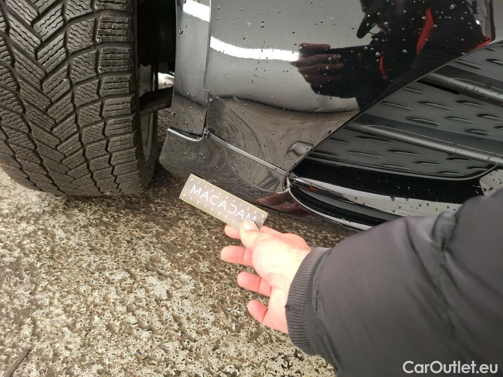  Mercedes  A-Klasse MERCEDES-BENZ Classe A Compact / 2018 / 5P / Berline A 250 e AMG Line 8G-DCT #2