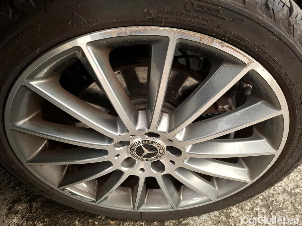  Mercedes  A-Klasse MERCEDES-BENZ Classe A Compact / 2018 / 5P / Berline A 250 e AMG Line 8G-DCT #28