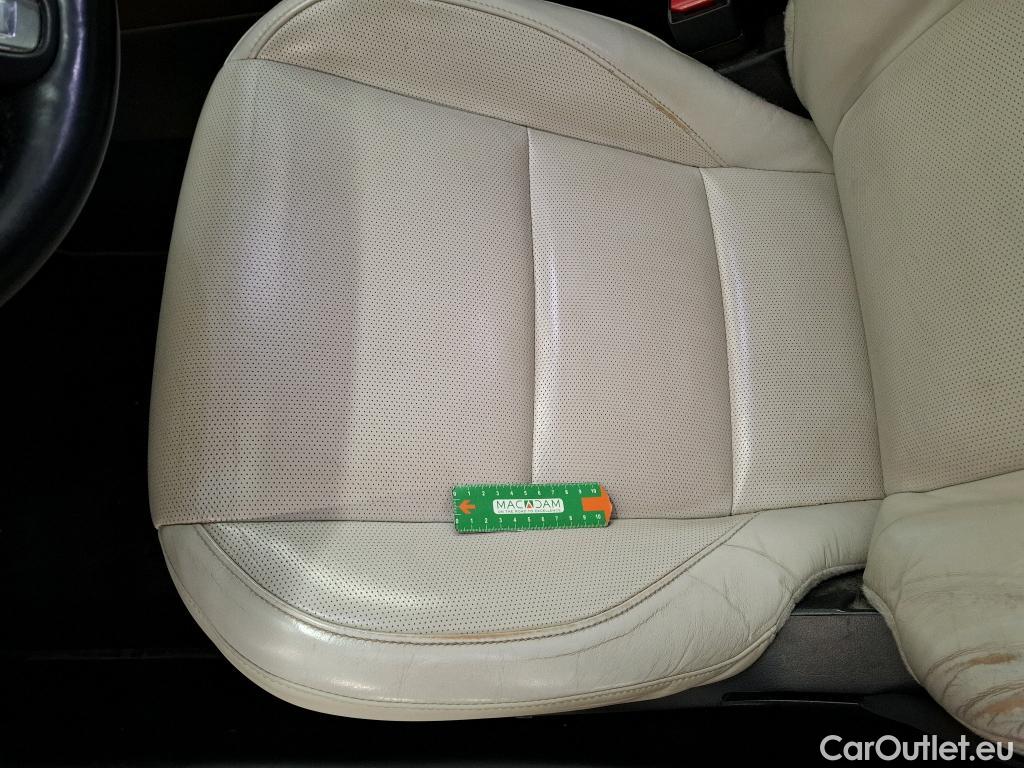  Mazda  CX-30 MAZDA  / 2019 / 5P / Crossover 2.0L Skyactiv-X M Hybrid Exclusive BVA6 #24