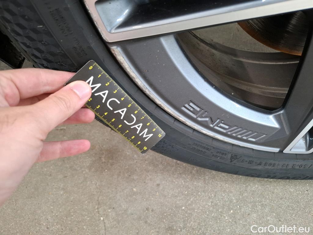  Mercedes  GLA MERCEDES-BENZ  / 2020 / 5P / SUV 1.3  250 e AMG LINE DCT #16