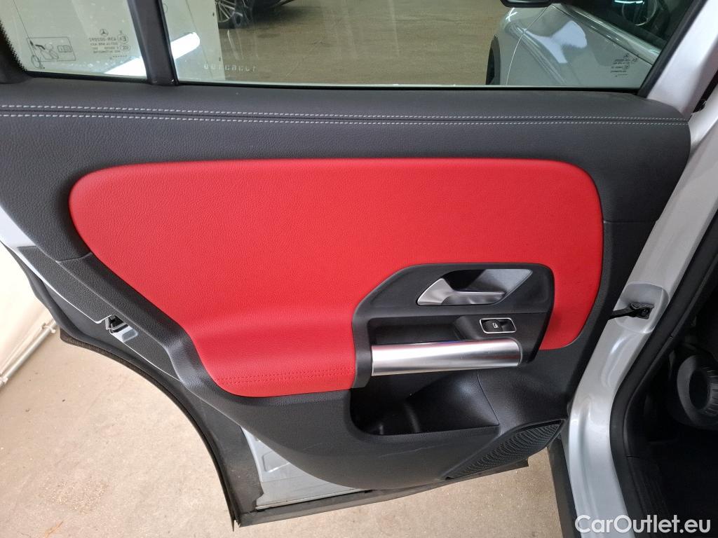  Mercedes  GLA MERCEDES-BENZ  / 2020 / 5P / SUV 1.3  250 e AMG LINE DCT #22