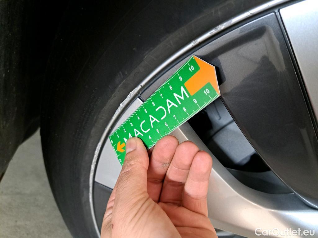  Tesla  Model Y TESLA  / 2020 / 5P / SUV Long Range Dual Motor AWD #6