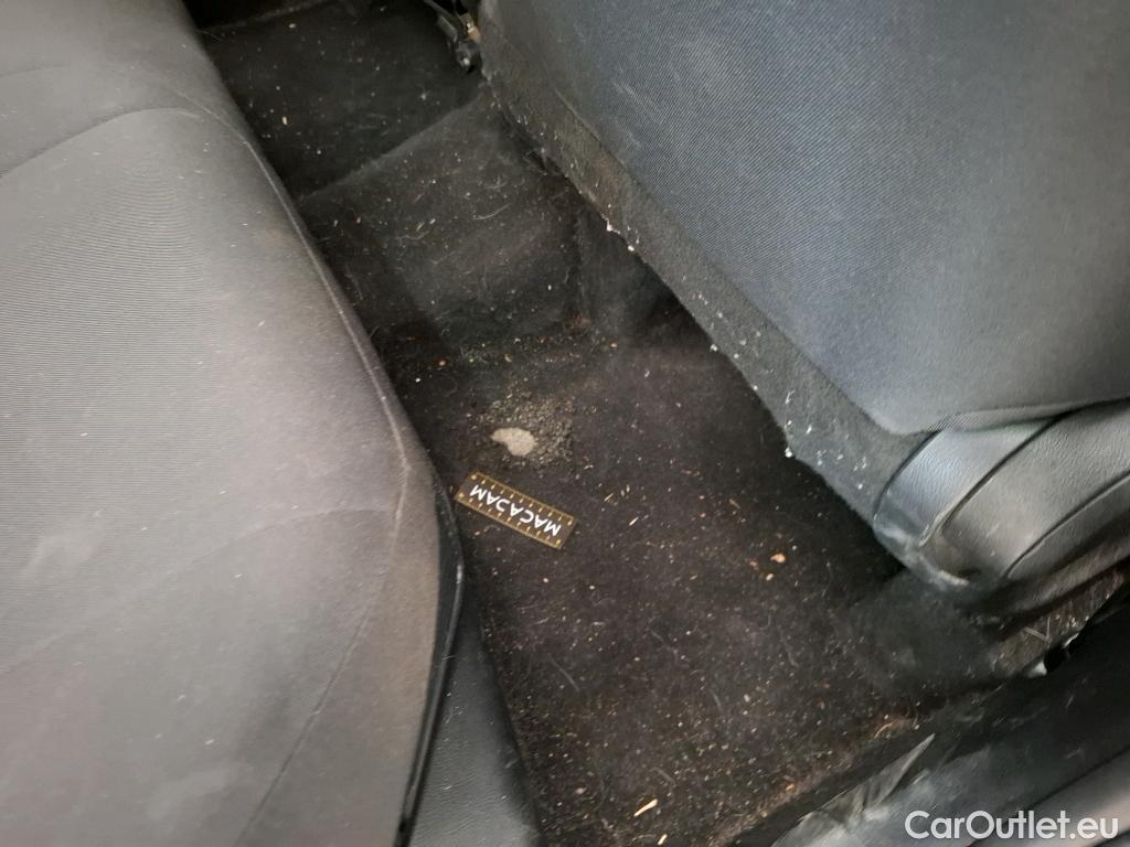  Toyota  C-HR TOYOTA  / 2016 / 5P / SUV 1.8 HYBRIDE 122 DYNAMIC BUSINESS #18