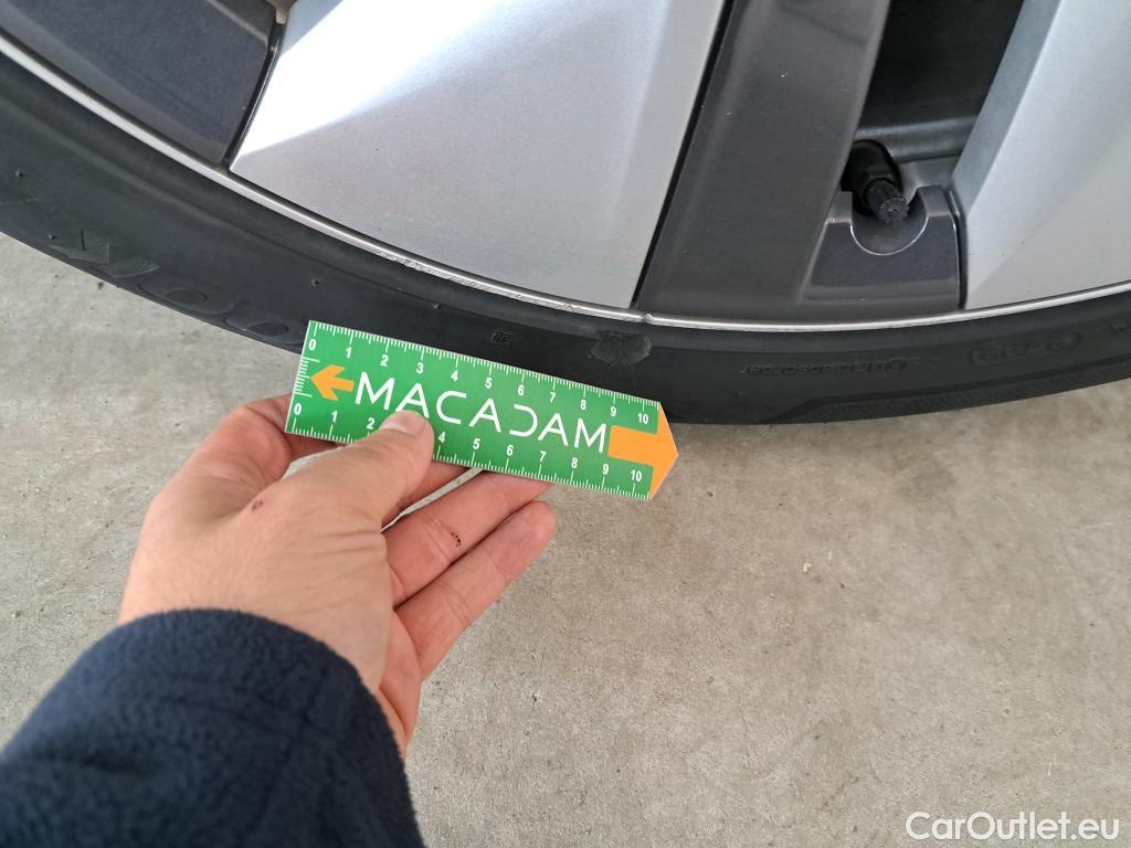  Tesla  Model Y TESLA  / 2020 / 5P / SUV Long Range Dual Motor AWD #13