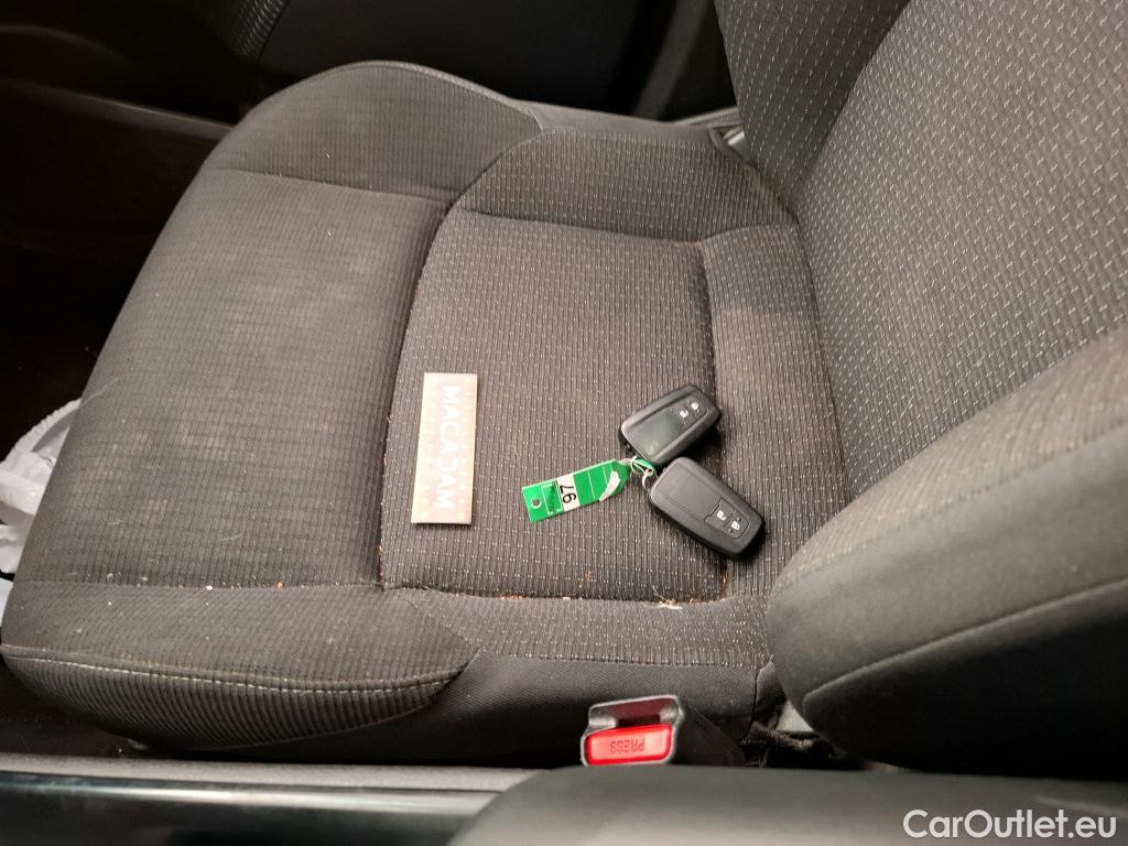  Toyota  C-HR TOYOTA  / 2016 / 5P / SUV 1.8 HYBRIDE 122 DYNAMIC BUSINESS #24