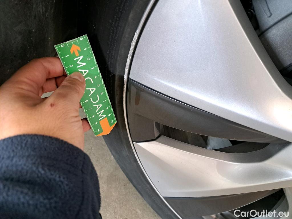  Tesla  Model Y TESLA  / 2020 / 5P / SUV Long Range Dual Motor AWD #7