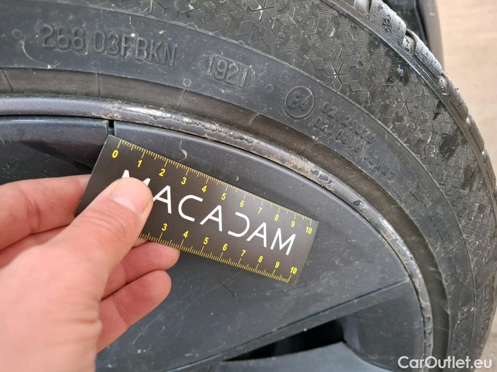  Tesla  Model 3 TESLA  / 2018 / 4P / Berline Grande Autonomie Dual Motor AWD #36