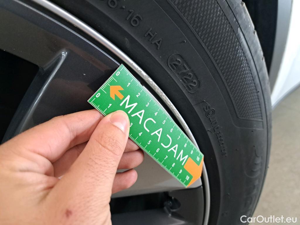  Tesla  Model Y TESLA  / 2020 / 5P / SUV Long Range Dual Motor AWD #22