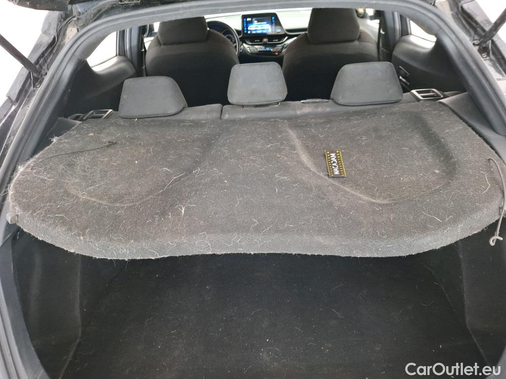  Toyota  C-HR TOYOTA  / 2016 / 5P / SUV 1.8 HYBRIDE 122 DYNAMIC BUSINESS #3