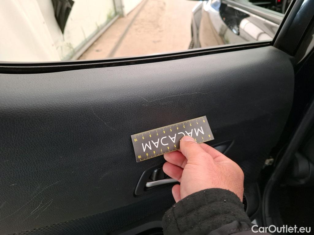  Toyota  C-HR TOYOTA  / 2016 / 5P / SUV 1.8 HYBRIDE 122 DYNAMIC BUSINESS #17